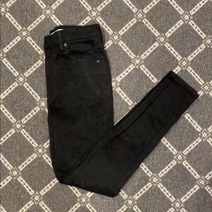 Stylish Levi’s Black Mile High Skinny Jeans